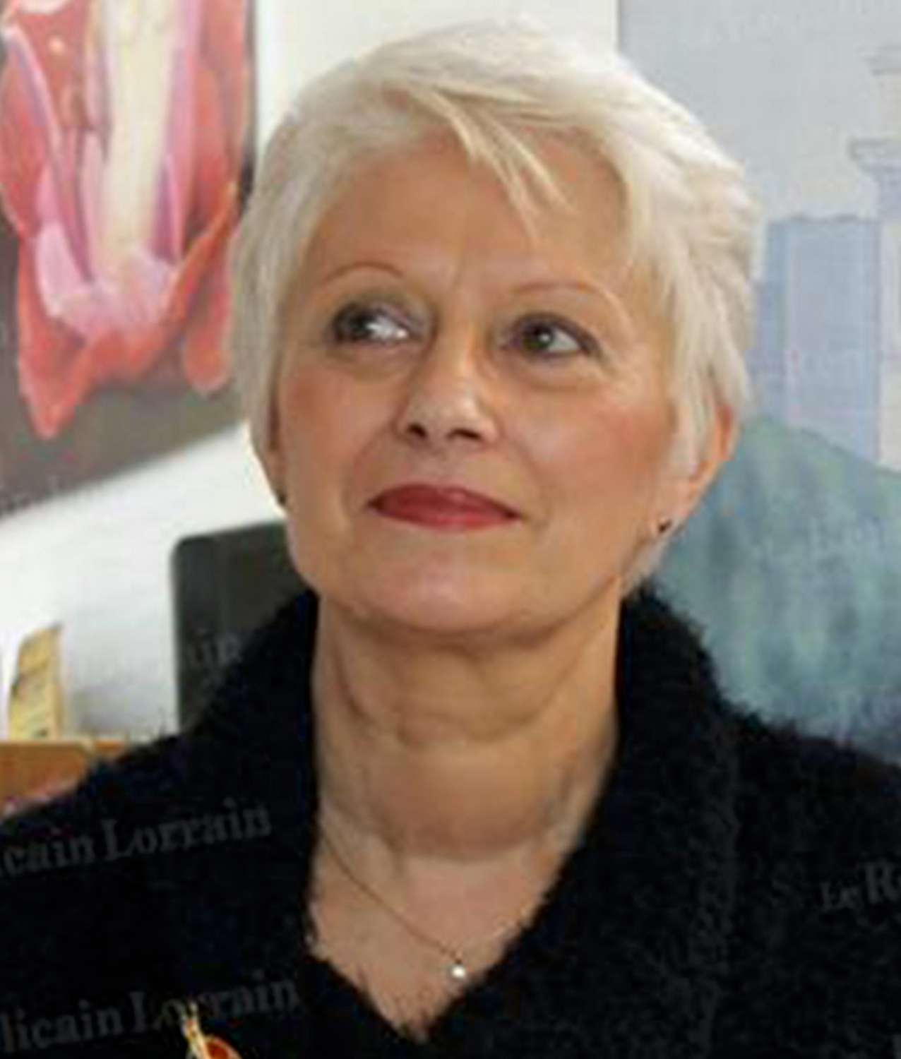 martine-cadoret-artiste-peintre-a-juvelize-j-aime-traduire-le-detail-pour-filer-vers-l-imagina-1500